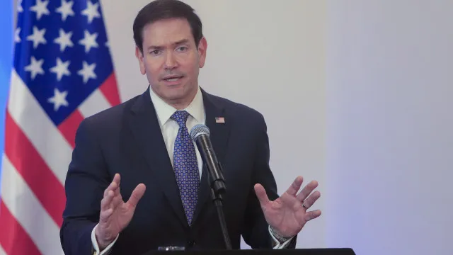 
                    China responde a Rubio e defende transparência dos investimentos no Peru
                