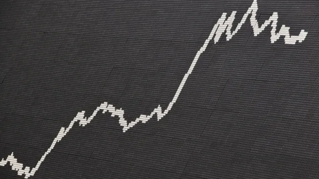 Juros da dívida sobem a dois, cinco e 10 anos para novos máximos