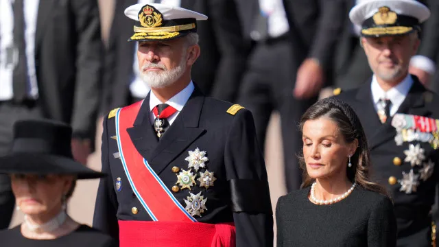 
                    Rei de Espanha afirma que ataque a Estado-membro é ataque à UE
                