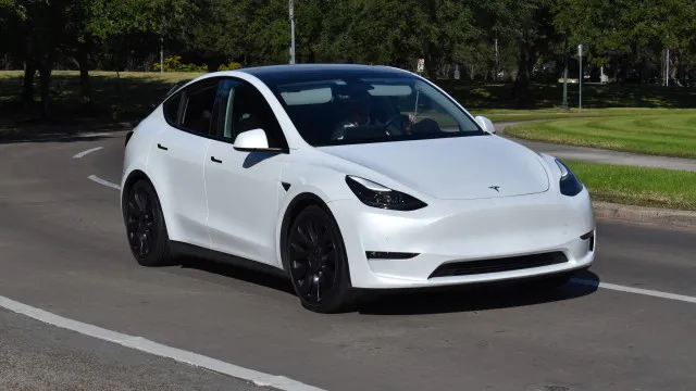 
                    Dois Tesla e um Xiaomi entre os mais vendidos na China em agosto
                