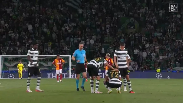 
                    Sporting em suspenso. Eduardo Quaresma sentiu-se mal ante o Galatasaray
                