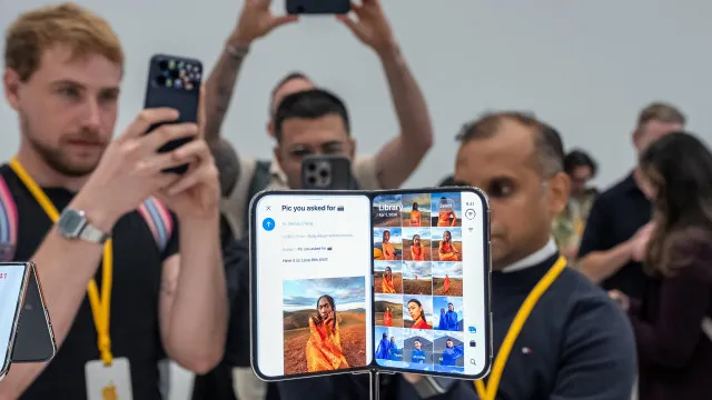 "Aquecer as nossas sobras". Samsung reage ao iPhone Duo da Apple