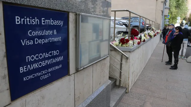 
                    Segurança da embaixada britânica detido na Rússia por espionagem
                