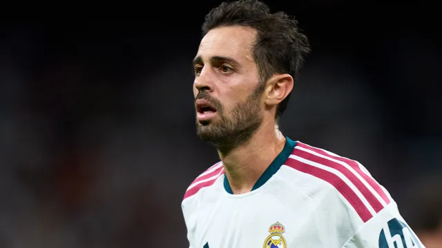 
                    Boto lembra Bernardo Silva no Benfica: 
