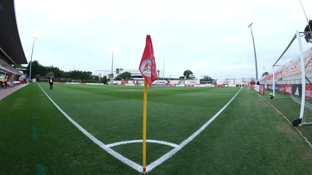 
                    Delegado do Benfica B suspenso e multado: 