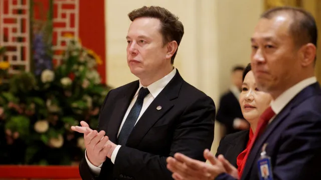 Tesla regista queda de 42% no lucro no terceiro trimestre