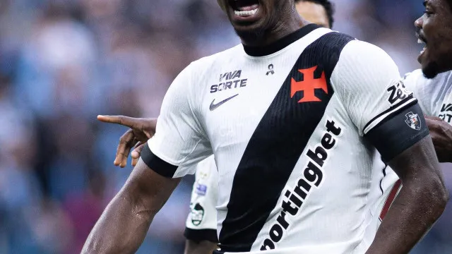 
                    Vasco da Gama, de Pedro Emanuel, ganha em casa do Grêmio, de Luís Castro
                