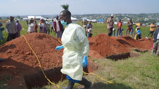 
                    Casos de ébola na RD Congo passam os 7.000 mas pico terá passado
                