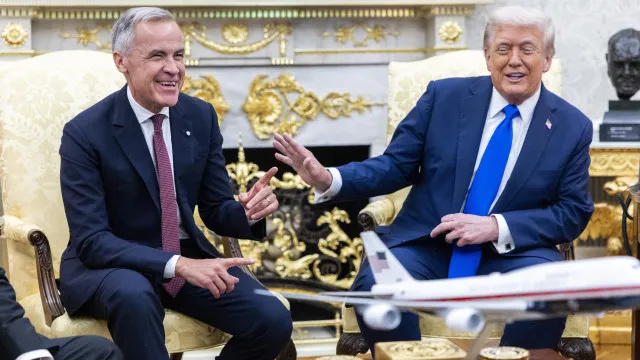 
                    Trump acusa Canadá de 