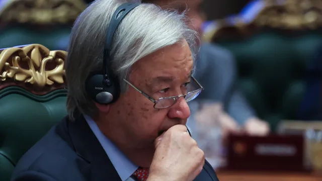 
                    Guterres diz que mundo 