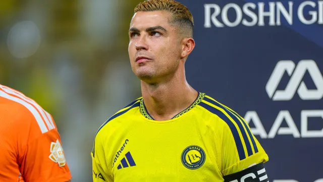 
                    Cristiano Ronaldo revoltado por adeptos usarem Diogo Jota como provocação
                