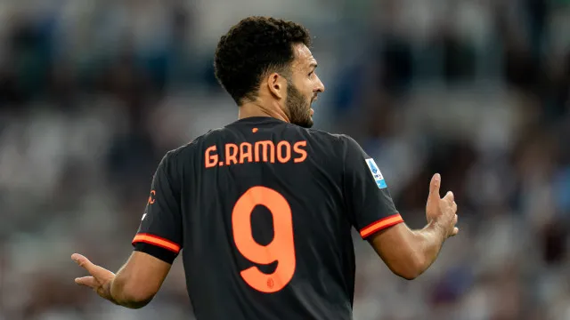 
                    Gonçalo Ramos contestado em Itália: 