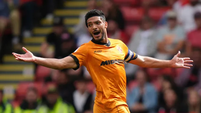 
                    Wolves voltam a sorrir. Ex-Benfica salva César Peixoto ao cair do pano
                