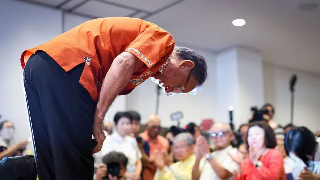 
                    Governador que se opõe a base militar de EUA perde eleições em Okinawa
                
