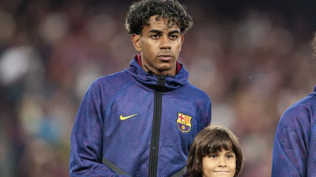 
                    Lamine Yamal responde a Mbappé: 