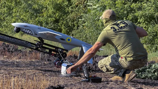 
                    Rússia disse que intercetou 399 drones ucranianos no seu território
                