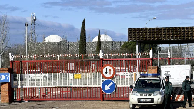 
                    Observatório Ibérico denuncia paragem do reator I da central de Almaraz
                