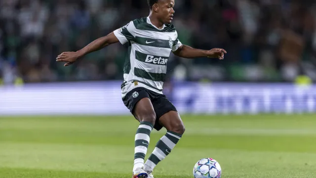 
                    Premier volta à carga por Geny Catamo e há novos clubes interessados
                