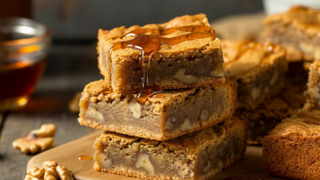 Brownies saudáveis para adoçar o regresso à rotina? Eis a receita de maçã
