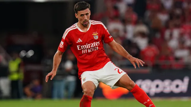 Lenglet foi o último, mas lembra-se dos 8 franceses a jogar no Benfica?