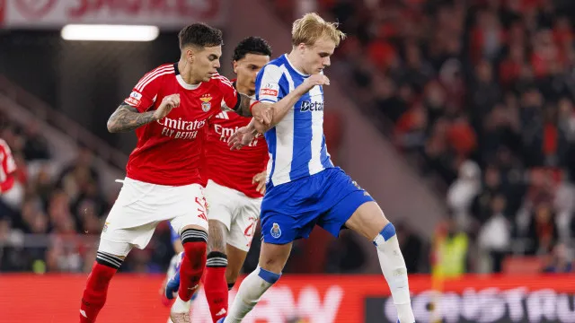 
                    Novidades à vista. Quem está dentro e quem está fora do FC Porto-Benfica
                