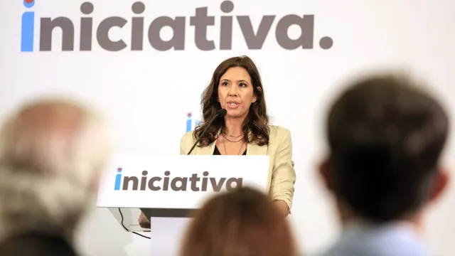 IL critica Governo no "país das maravilhas": "A história não bate certo"