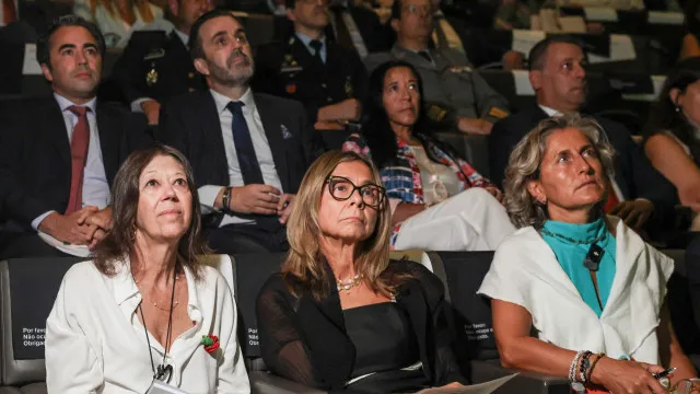 
                    SNS precisa de 