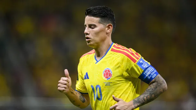 
                    James Rodríguez retira-se da seleção colombiana após 15 anos
                