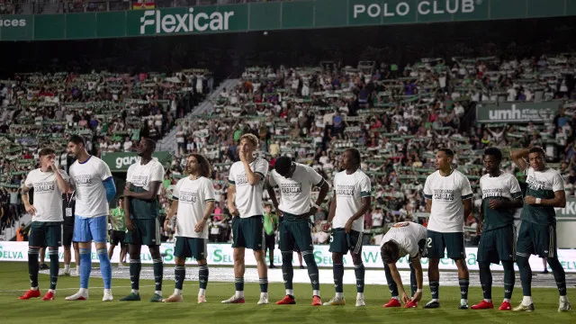 Bronca no Real Madrid. Três estrelas de Mourinho boicotam apoio a Ceuta