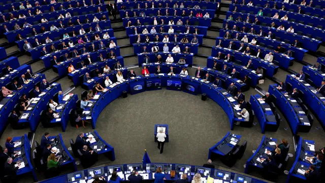
                    Von der Leyen propõe Canadá como primeiro membro associado da UE
                