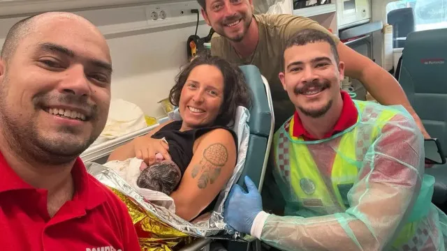 
                    Bebé Elia não quis esperar e nasceu 