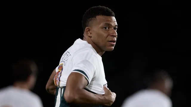 Polémica com Mbappé: China alerta celebridades sobre sensibilidades
