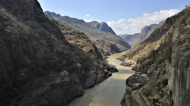 
                    Barragem moçambicana da HCB em paragem no domingo para manutenção
                