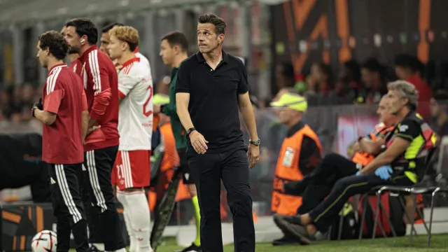 
                    Marco Silva deixou Milão de saco cheio… de prendas para FC Porto-Benfica
                