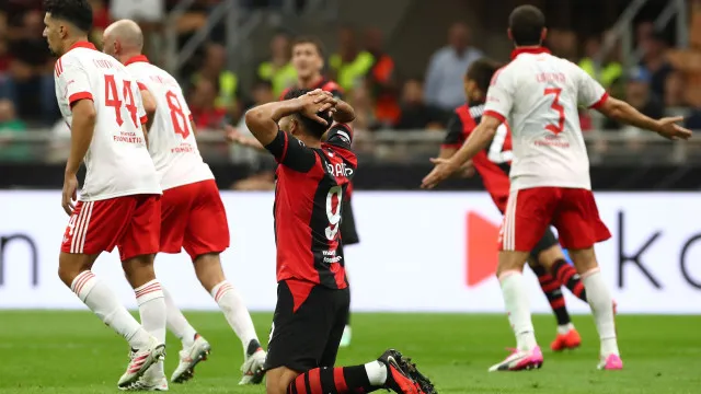 
                    Benfica deixa Gonçalo Ramos em xeque. Dado alarma Amorim... e Jorge Jesus
                
