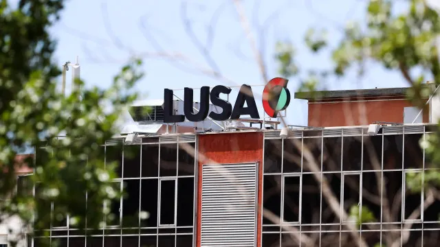 
                    Lusa vai ao Parlamento para discutir independência e novos estatutos
                