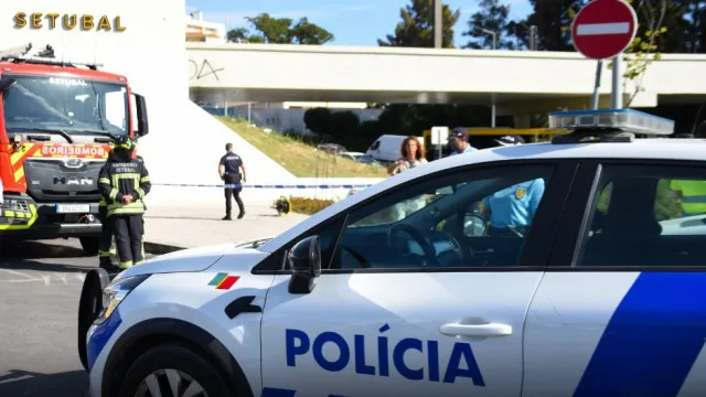 
                    PSP destrói granada defensiva encontrada em Setúbal
                