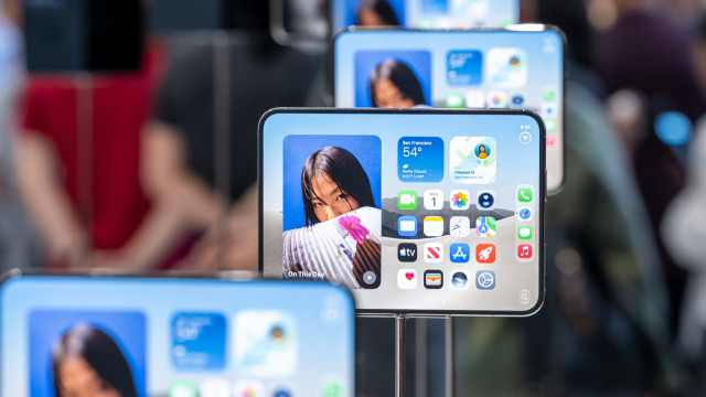 Dúvidas com o iPhone Duo? Os 5 detalhes (exclusivos) que o vão convencer