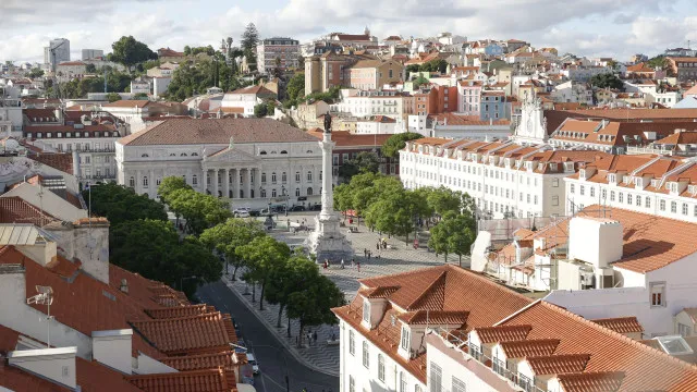 
                    Teatro Nacional D. Maria II reabre renovado e com programação gratuita
                