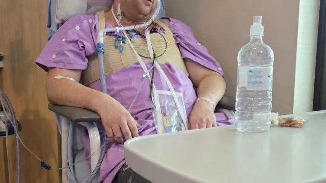 
                    Dor de dentes atira homem para UCI e muda a sua vida para sempre
                