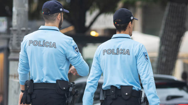Jovem de 17 anos esfaqueia colega em escola de Lisboa.