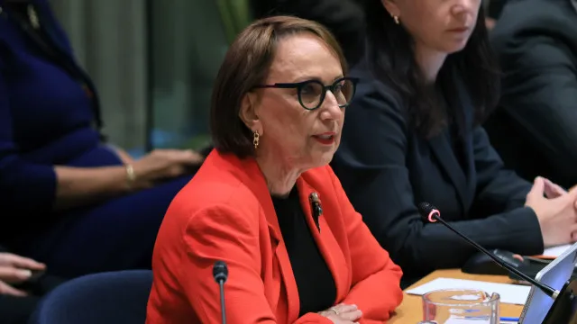 
                    Sucessão de Guterres: Rebeca Grynspan volta a ser a mais votada
                