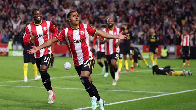 
                    Escândalo em Londres. Brentford derrota Chelsea com golo português
                