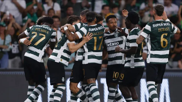 
                    EM DIRETO: Sporting e Arouca já jogam em Alvalade
                