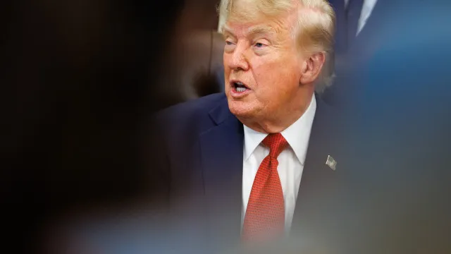 
                    IA? Trump rejeita abrandar: 