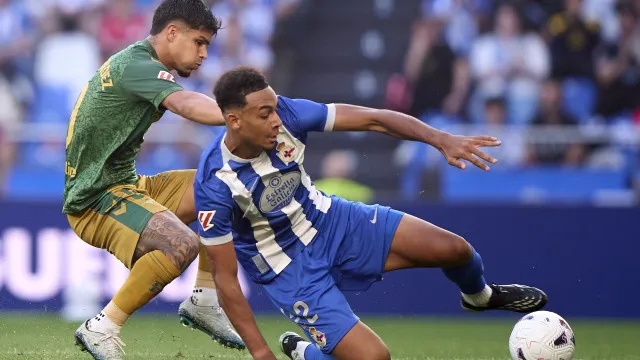 
                    Real Betis deixa fugir segundo lugar isolado, Luís Castro volta a perder
                