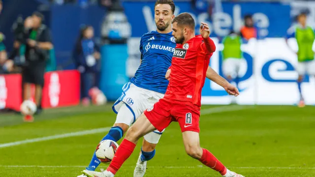 
                    Elversberg mantém surpresa na Bundesliga, Leverkusen e Paderborn vencem
                