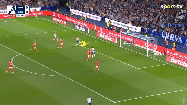 Magia à espanhola. O golaço de Gabri Veiga que abriu o ativo no Clássico