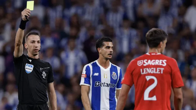 André Silva ignora golos: “Faço o que é pedido para a equipa funcionar”