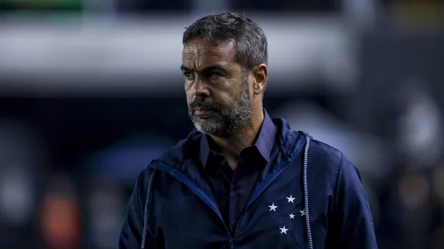 
                    Artur Jorge e ex-Sporting mantêm Cruzeiro vivo na luta pela Libertadores
                